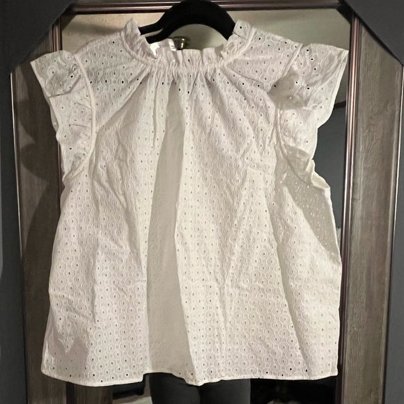 NWT White cap sleeve eyelet top - Picture 1 of 11